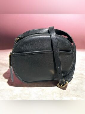 Vintage COACH 1980s Chester Canteen Crossbody Bag